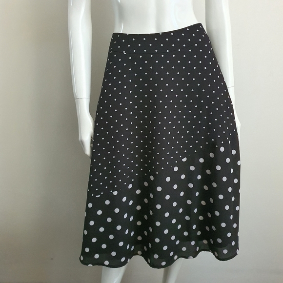 Review Size 14 Monochrome Polka Dot A line Skirt - Picture 8 of 12